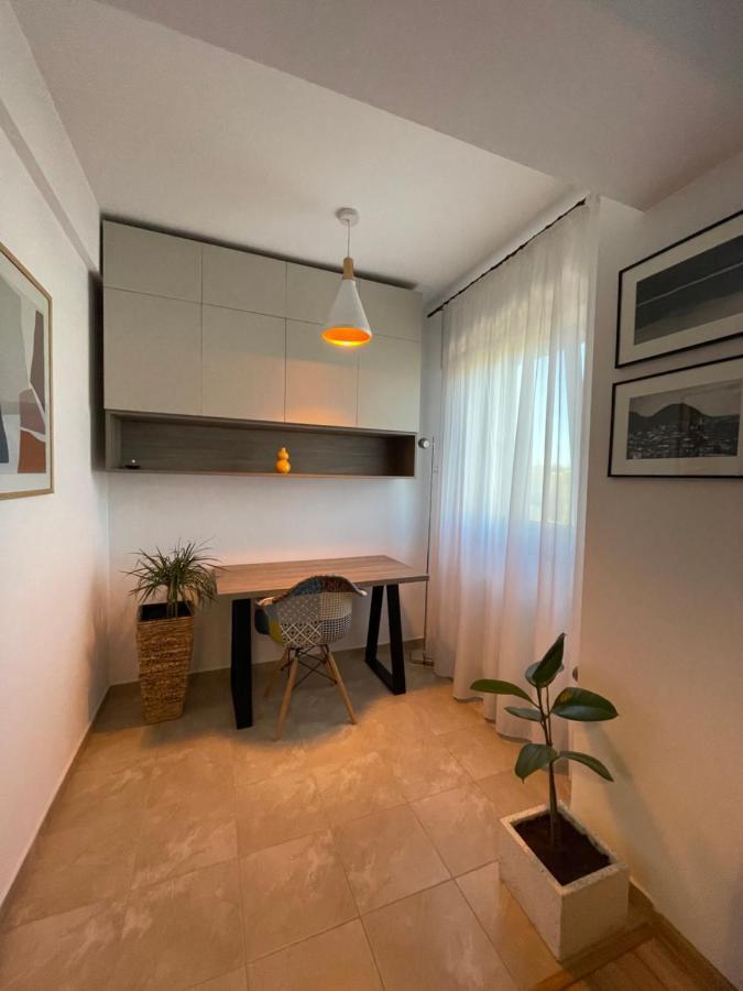 Cozy Apartment - Near Airport And Palas Mall 이아시 외부 사진